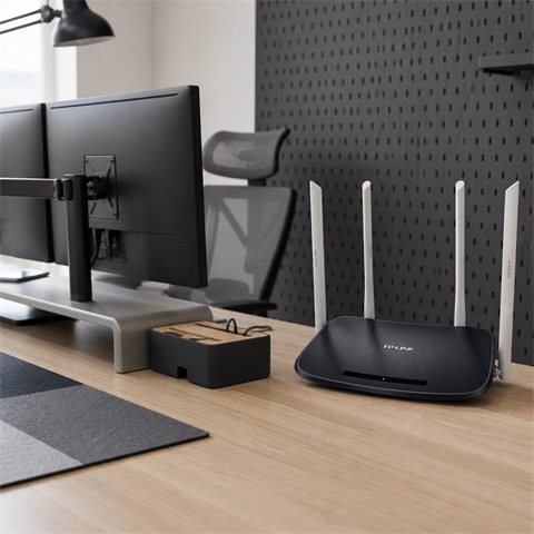 Used TP-Link TL-WDR6300 AC1200 Dual Band Wireless Router 4 External Antenna Used for…